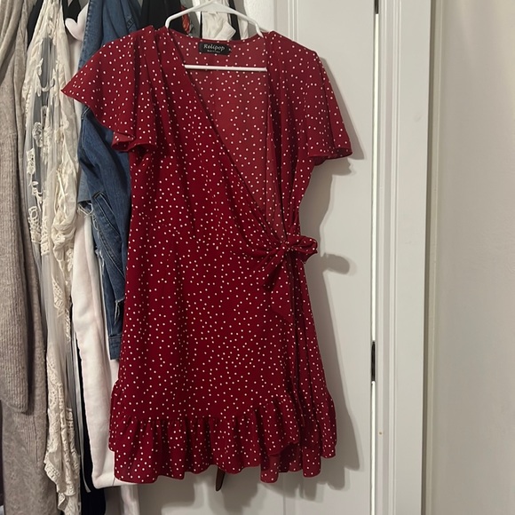 Dress - Picture 1 of 3